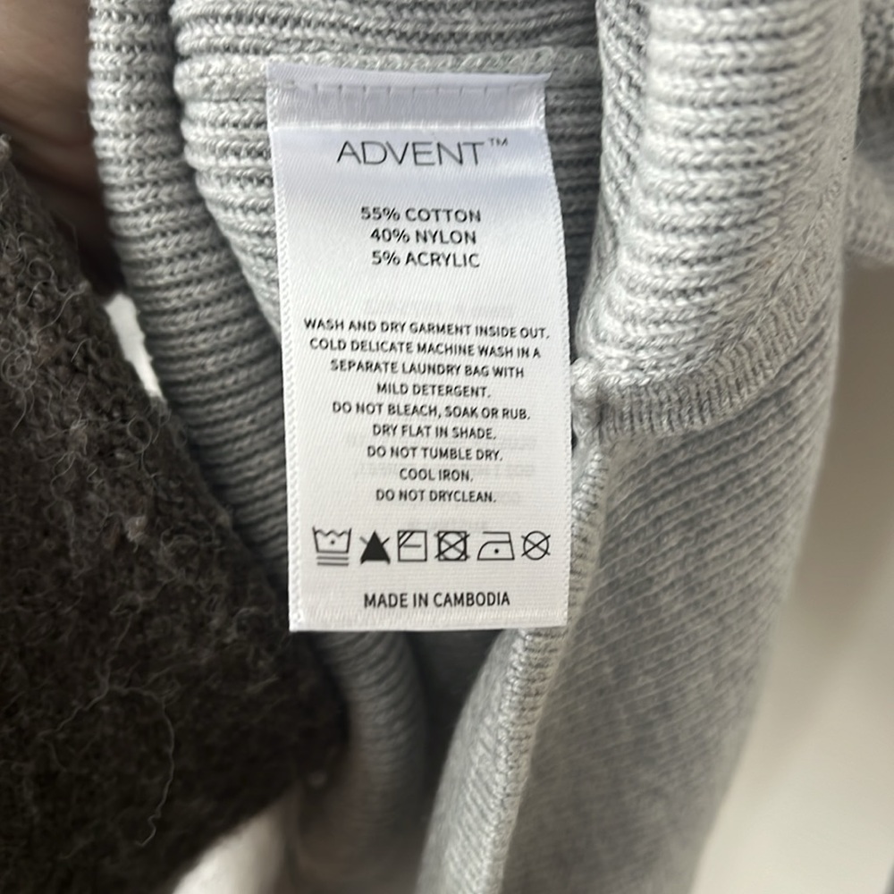 Advent Cotton Sweater - Picture 2 of 3